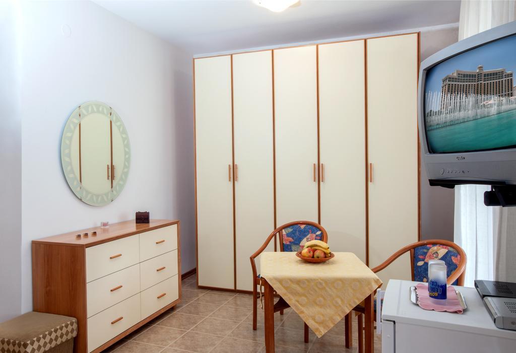 B&B Moderno Fažana Zimmer foto